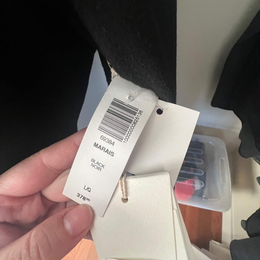 Aritzia MARAIS wool coat